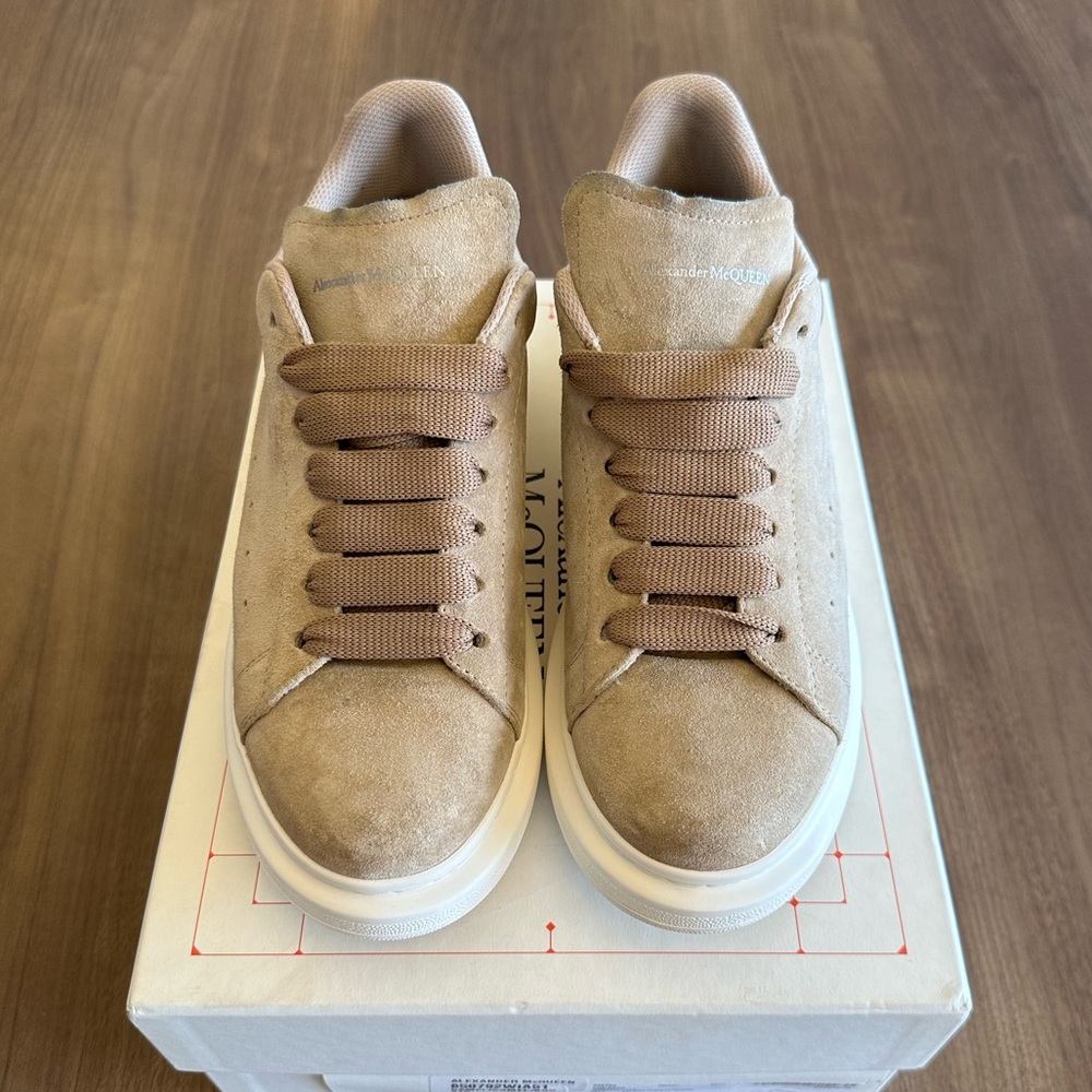 Women’s Alexander McQueen Sneaker